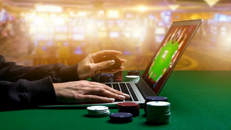 Giao diện bàn Poker chuyên nghiệp của nhà cái Gk88